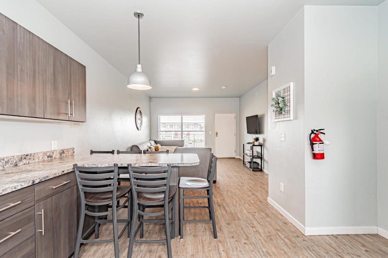 Bringham'S Mill Apartments Perfect For Groups Full Kitchen Gym And Free Parking Рексберг Экстерьер фото